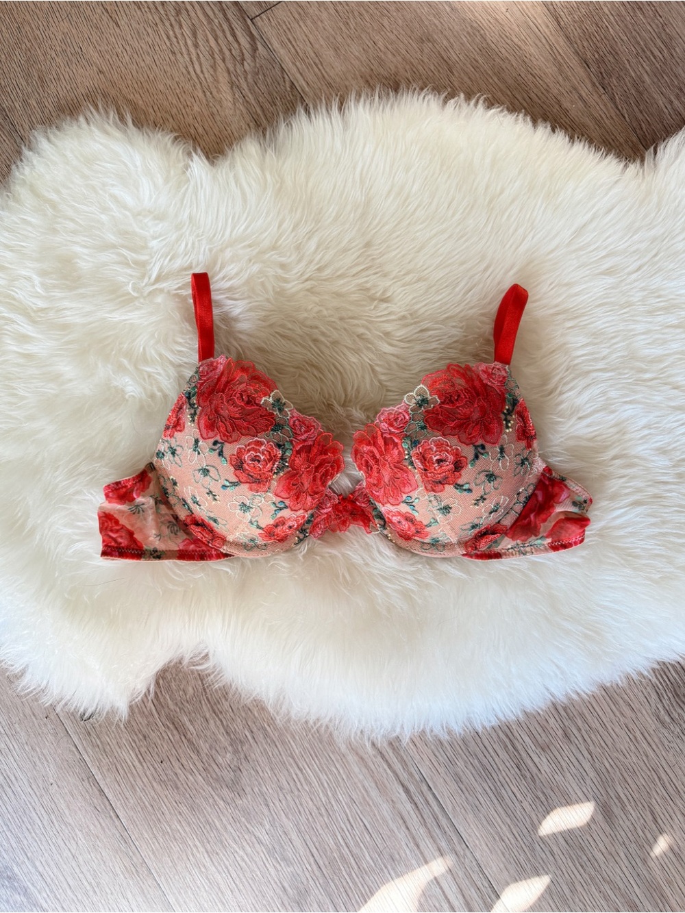 Victoria’s Secret dream angels red floral push up bra